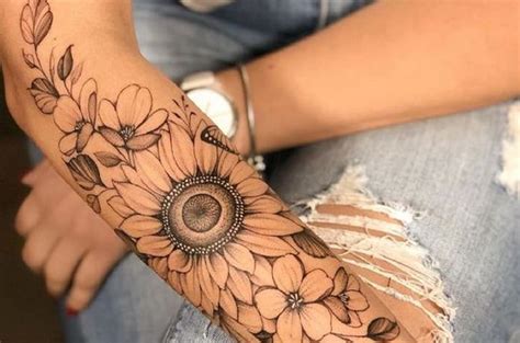 diseños de tatuajes para mujeres|+ 200 Tatuajes para Mujeres BONITOS,。